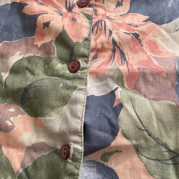 Vintage 80’s Cabrais floral short sleeve button down shirt - Picture 2 of 7